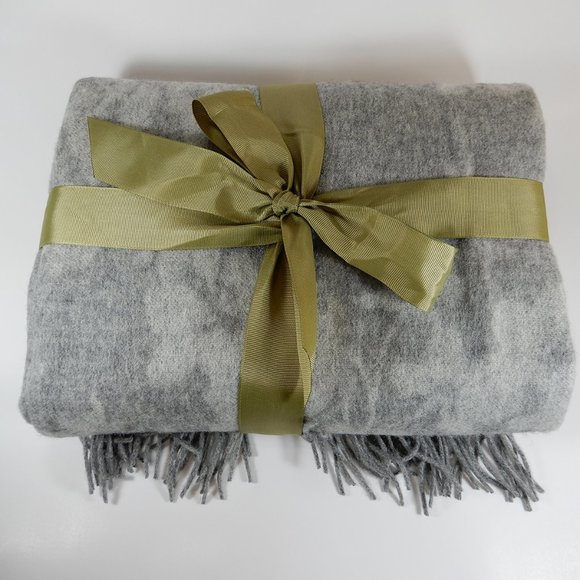 MICHAEL ARAM Orchid Fringe THROW Grey 100% Wool Floral 50 x 70 NEW $250 - Picture 6 of 10